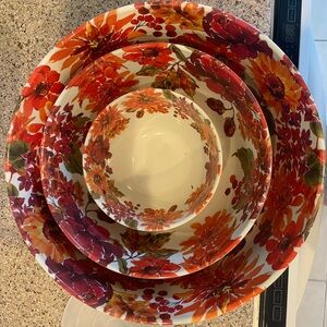 Nesting Mixing Bowls